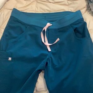 NWT med Caribbean blue kade figs